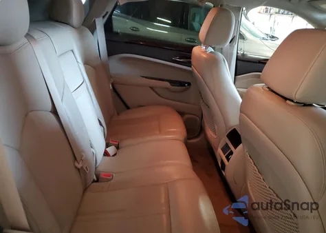 2016 Cadillac Srx Luxury Collection z USA, uszkodzony, nr VIN 3GYFNEE37GS531950